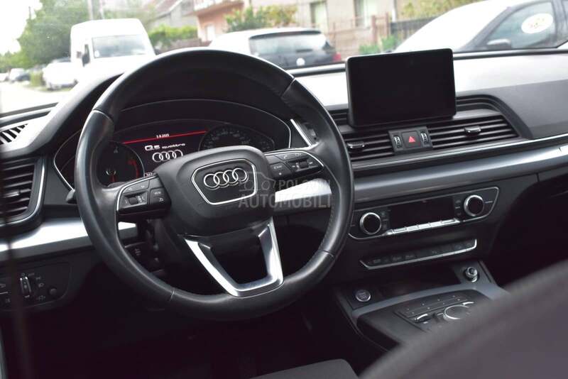 Audi Q5 sport 4x4 Matrix