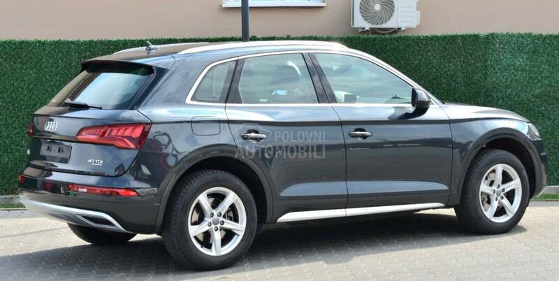 Audi Q5 sport 4x4 Matrix