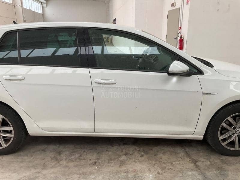 Volkswagen Golf 7 1.4TGi HIGHLINE