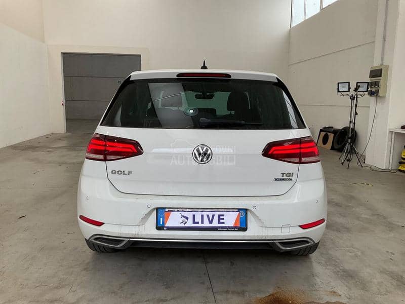 Volkswagen Golf 7 1.4TGi HIGHLINE