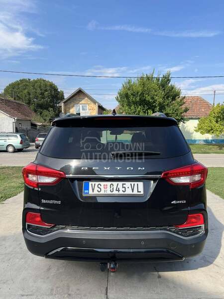 SsangYong Rexton Diamond AT 7
