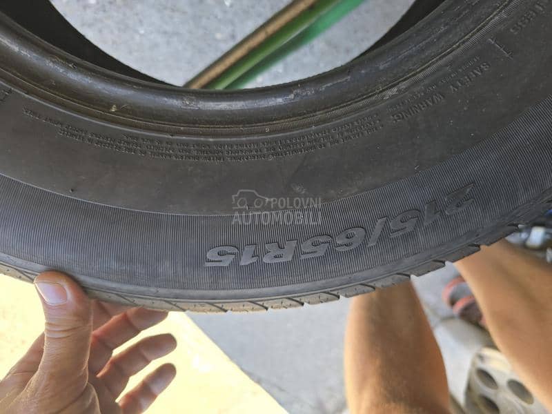 Nexen 215/65 R15 Letnja
