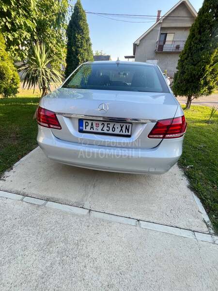 Mercedes Benz E 220 CDI