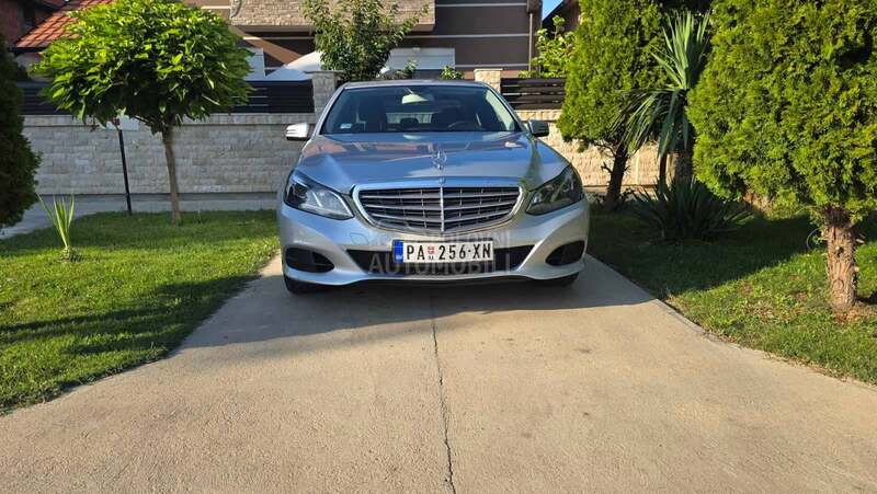 Mercedes Benz E 220 CDI