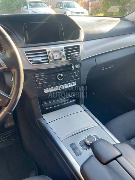 Mercedes Benz E 220 CDI