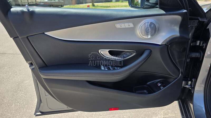 Mercedes Benz E 220 CDI Avangarde Bur