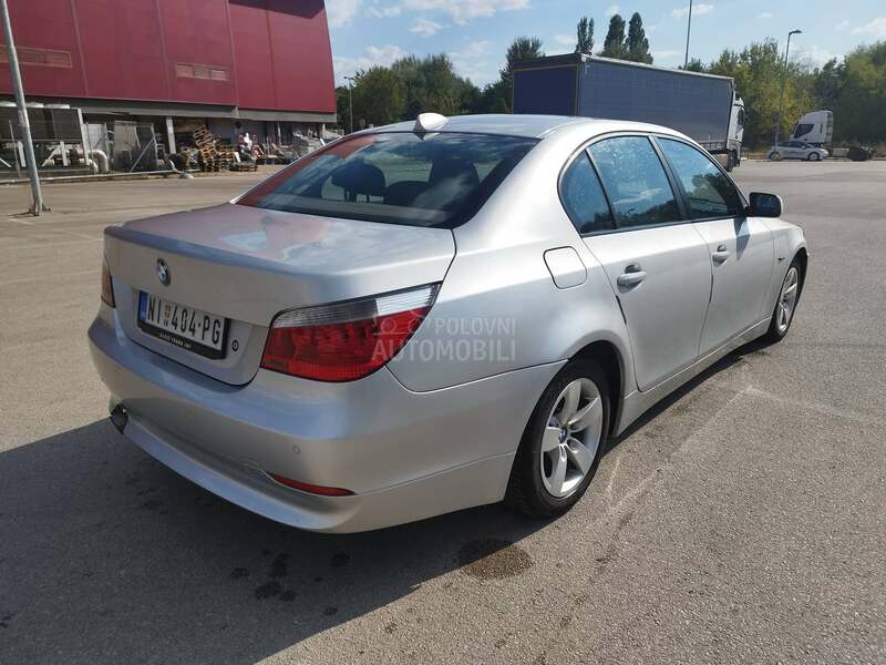 BMW 520 
