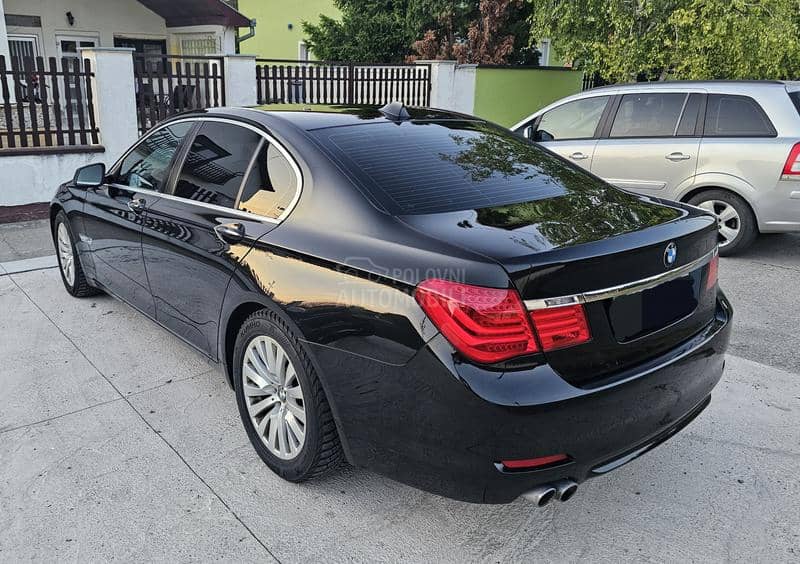 BMW 730 
