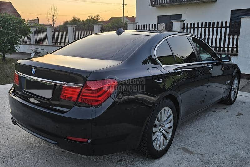 BMW 730 