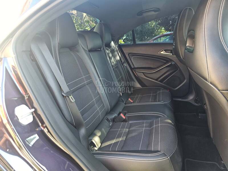 Mercedes Benz CLA 220 NIGHTSTAR STAR CH