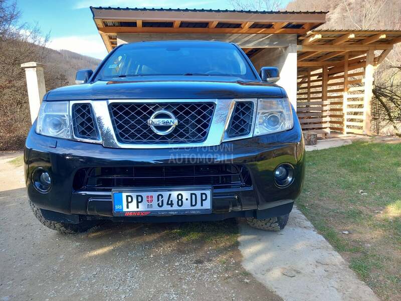 Nissan Pathfinder 