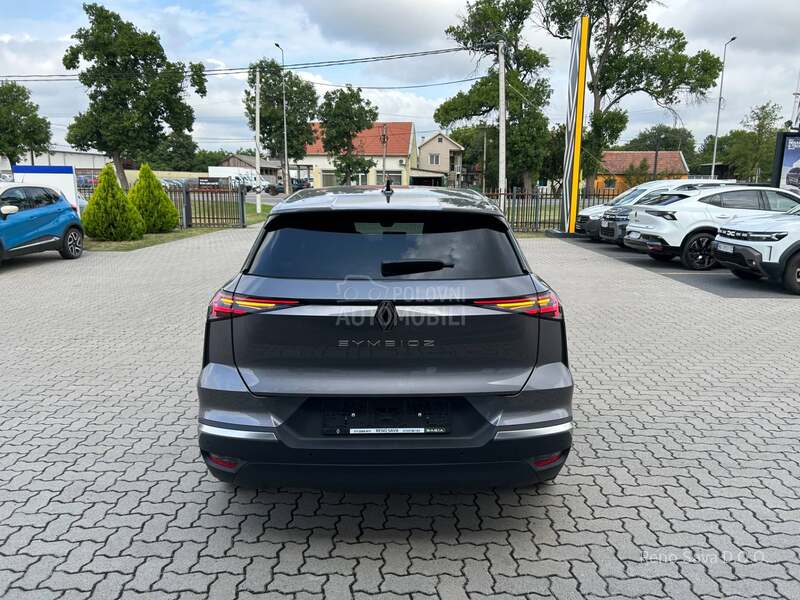 Renault Symbioz Techno MHEV 140 hp