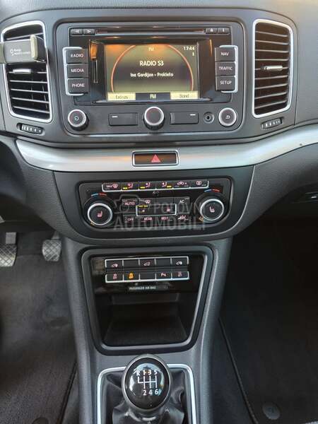 Volkswagen Sharan 2.0 TDI STYLE