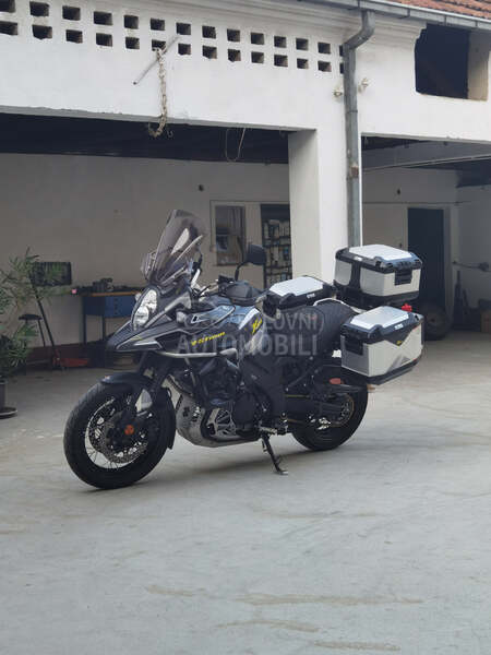 Suzuki vstrom