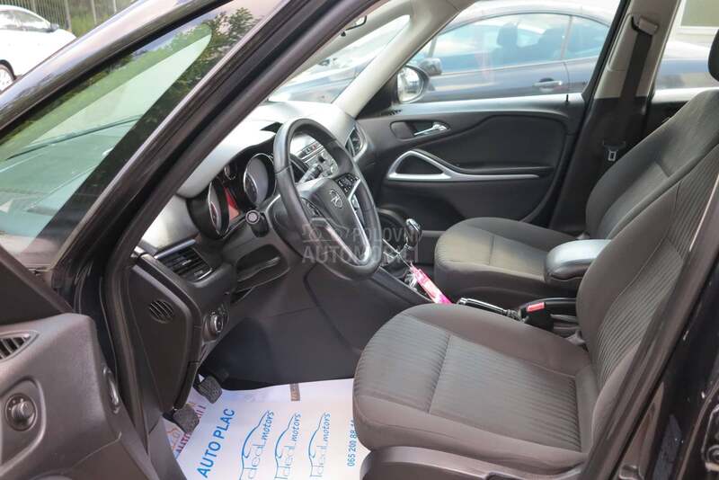 Opel Zafira 2.0 cdti FRANCUSKA