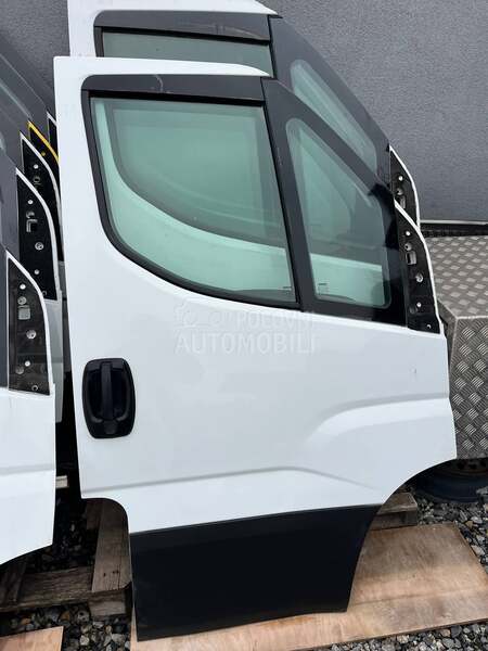 Iveco Dayli vrata