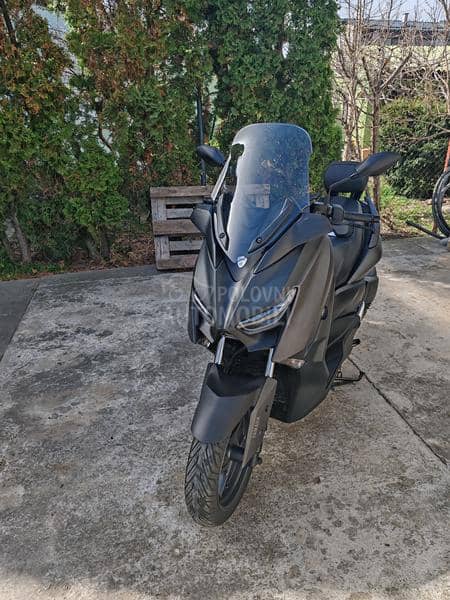 Yamaha X MAX 300 Akrapovic