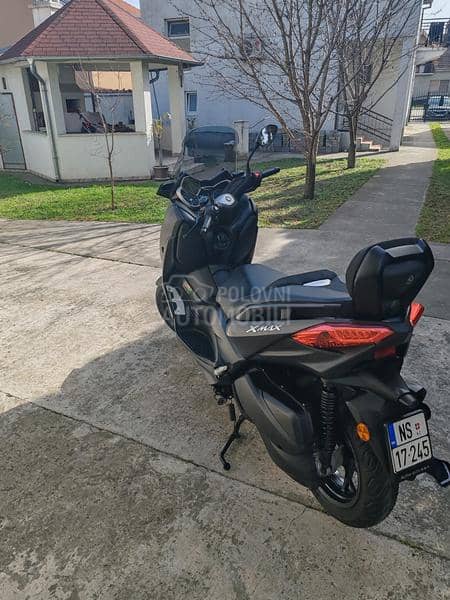 Yamaha X MAX 300 Akrapovic