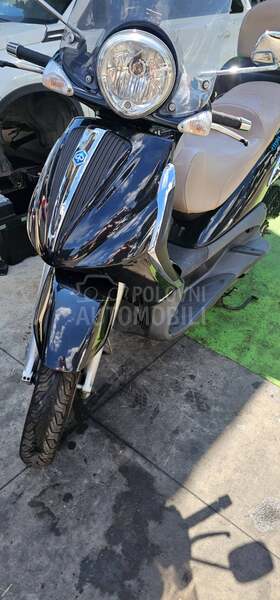 Piaggio Beverly 250 ie Tourer