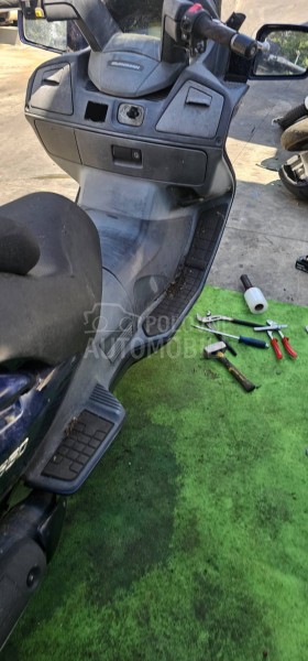 Suzuki Burgman 650cc