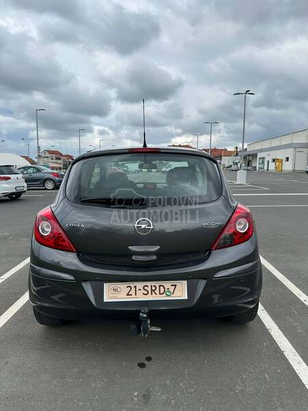 Opel Corsa D 