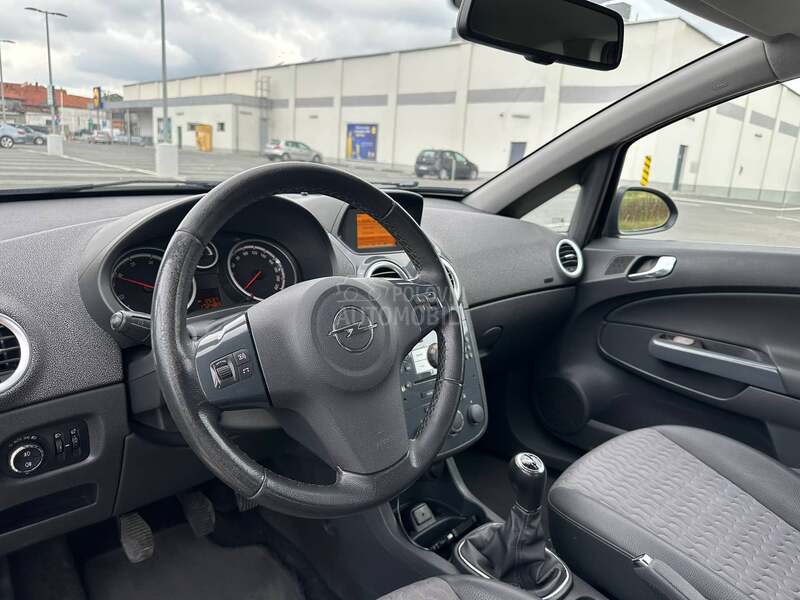 Opel Corsa D 