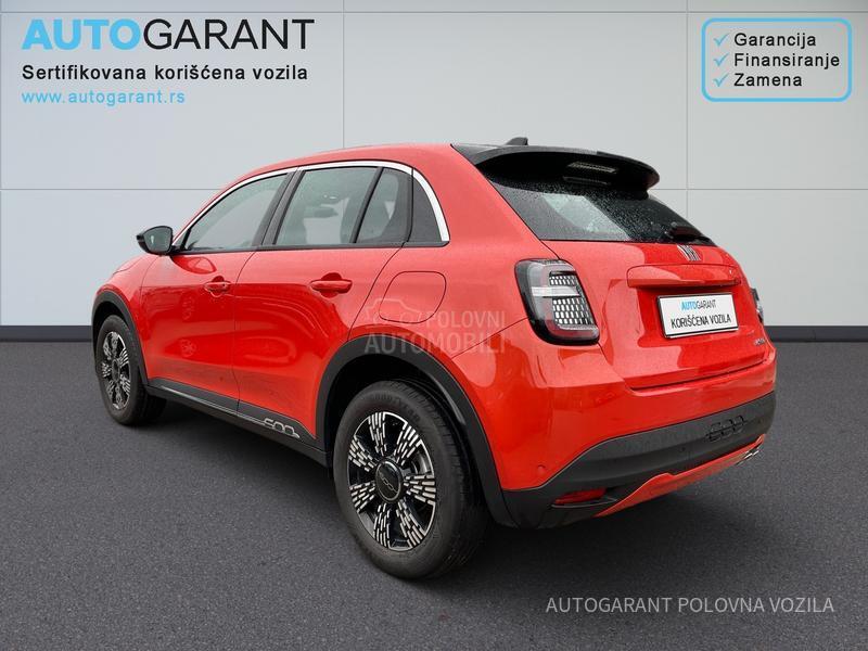 Fiat 600 1.2 DCT  BASE PLUS
