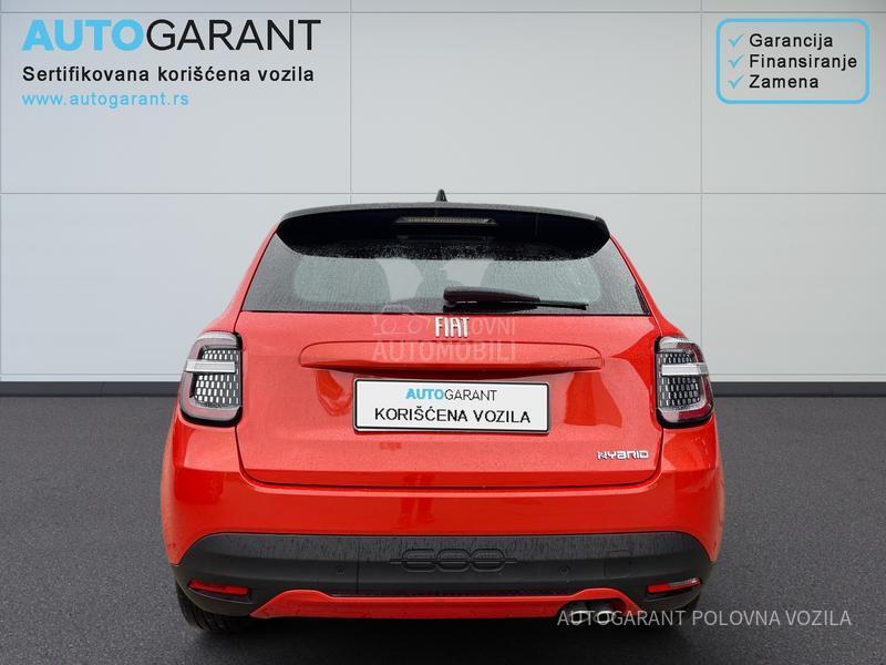 Fiat 600 1.2 DCT  BASE PLUS