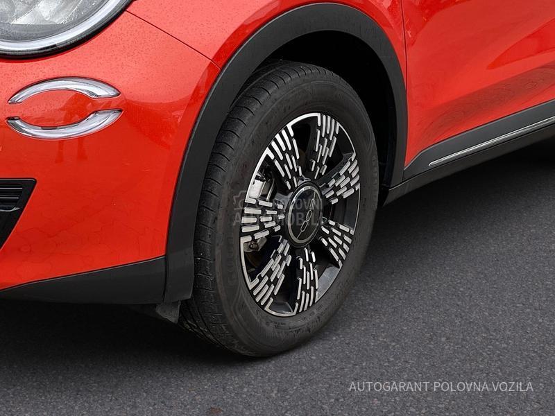 Fiat 600 1.2 DCT  BASE PLUS