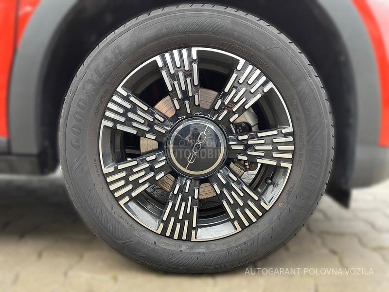 Fiat 600 1.2 DCT  BASE PLUS