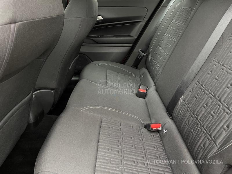 Fiat 600 1.2 DCT  BASE PLUS