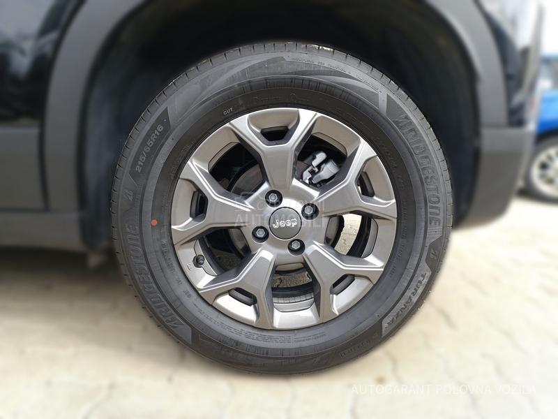 Jeep Avenger 1.2 LONGITUDE