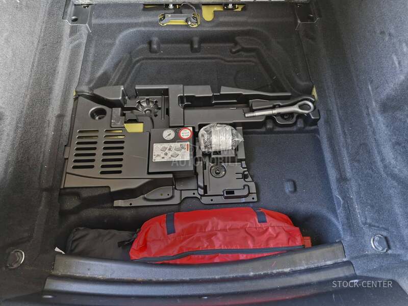 Mercedes Benz CLA 200 1.3