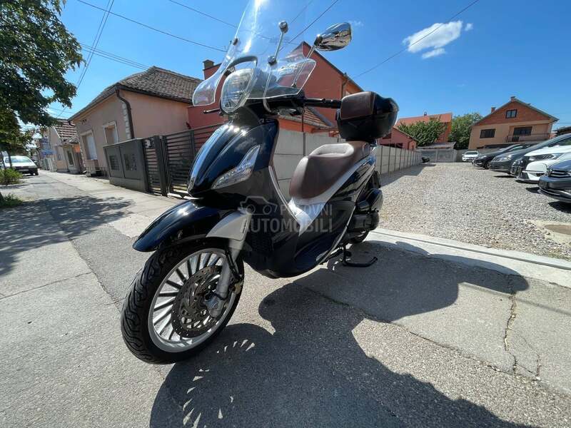 Piaggio Beverly