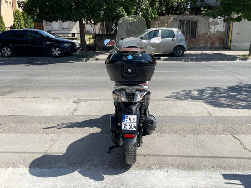 Piaggio Beverly
