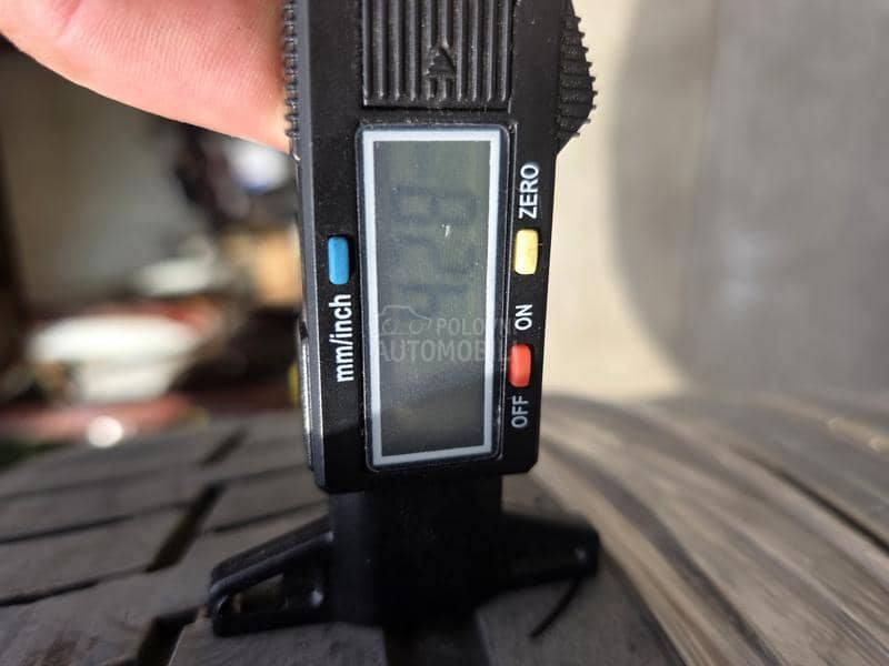 Continental 275/35 R22 Letnja