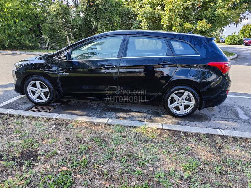 Hyundai i30 1.6 crdi