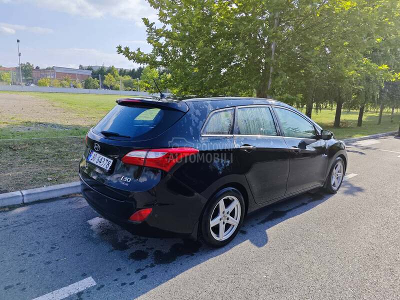 Hyundai i30 1.6 crdi