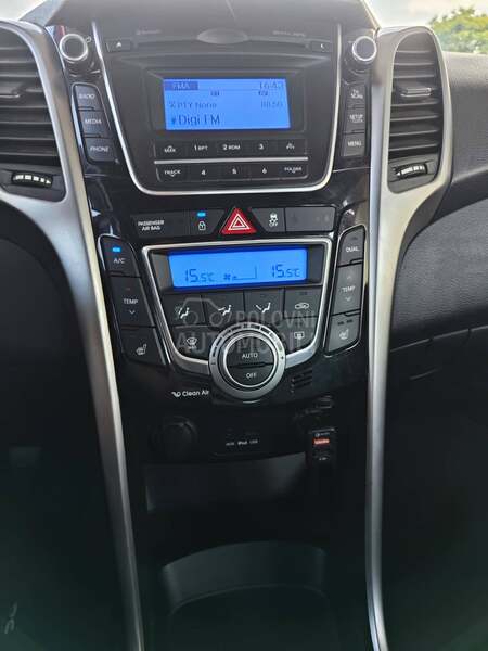 Hyundai i30 1.6 crdi