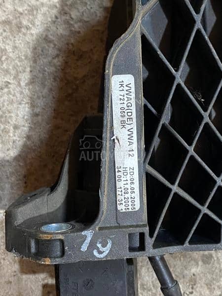 Pedala kvacila, pedala kocnice