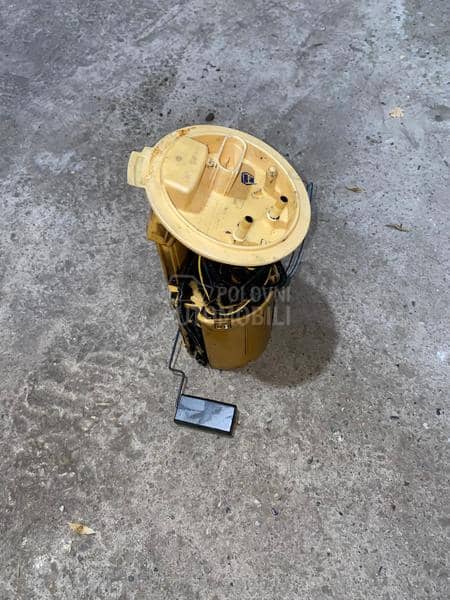 Pumpa goriva u rezervoaru