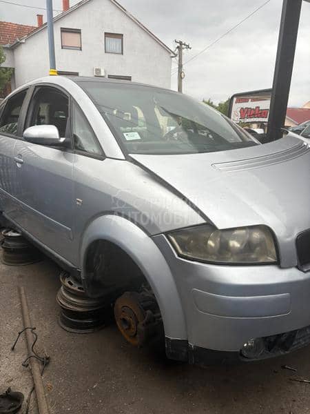 Delovi za Audi A2 1,4 2004. god.