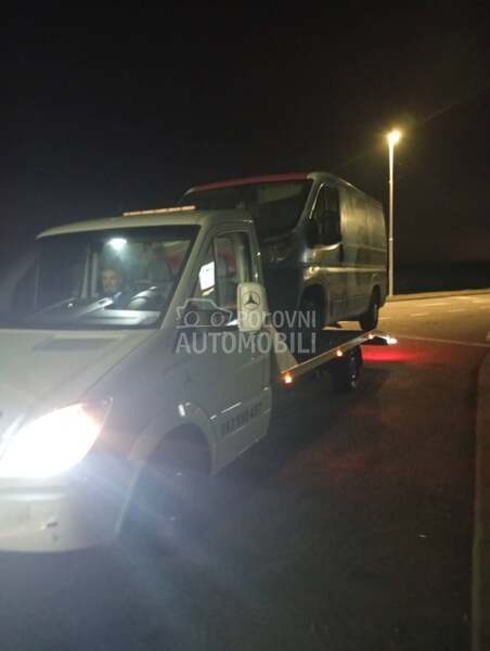 Mercedes Benz Sprinter