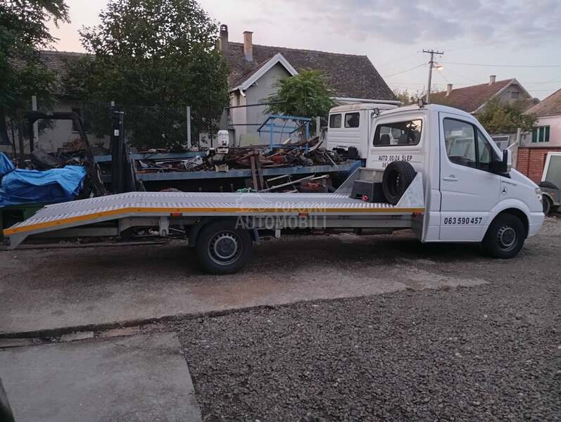 Mercedes Benz Sprinter