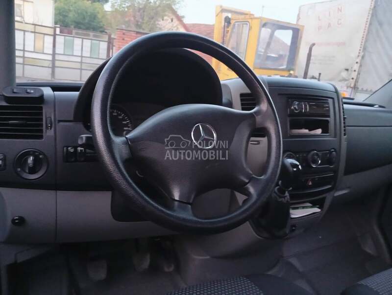 Mercedes Benz Sprinter