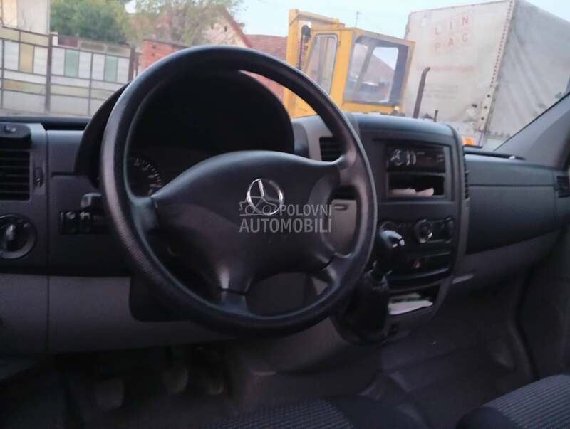 Mercedes Benz Sprinter