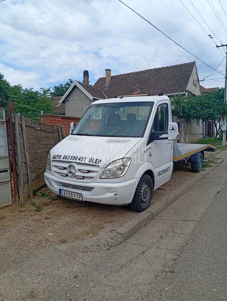 Mercedes Benz Sprinter