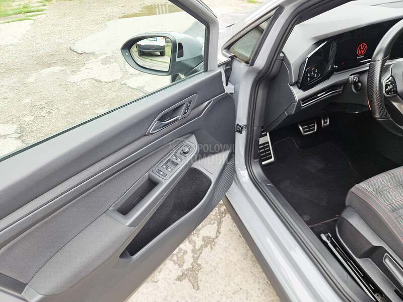 Volkswagen Golf 8 2.0 GTI