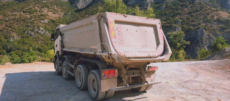 Scania R 420 CB 8X4 HHZ