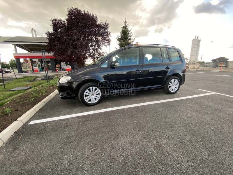 Volkswagen Touran REG-TERETNO